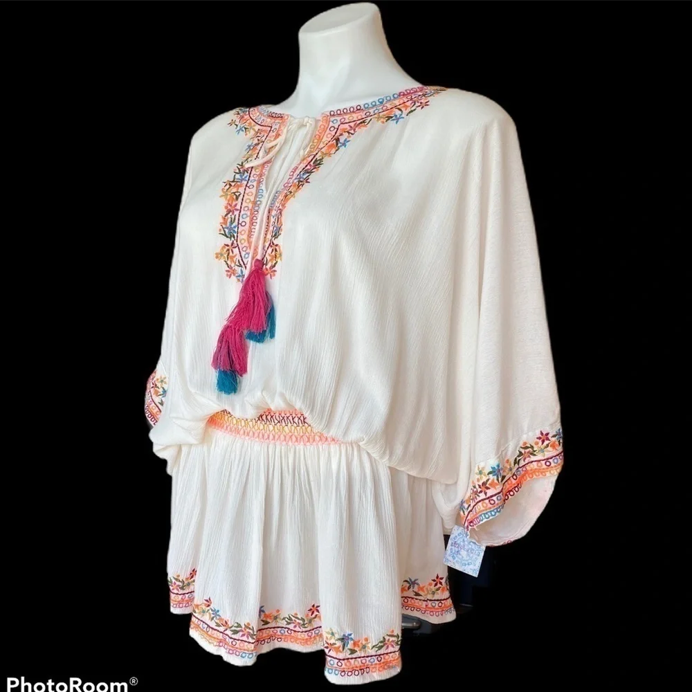 ALTAR’D STATE Bohemian Embroidered Swimsuit Cover Or Blouse Size M NEW